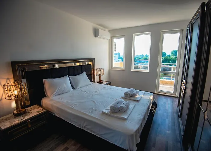 Modern Spacious 1bd For Two In By Flat Mаnаger 内塞伯尔