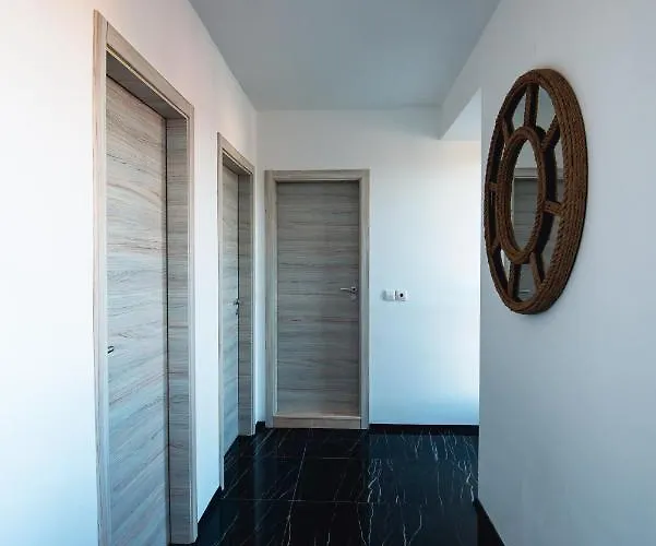 Modern Spacious 1bd For Two In By Flat Mаnаger 公寓 *